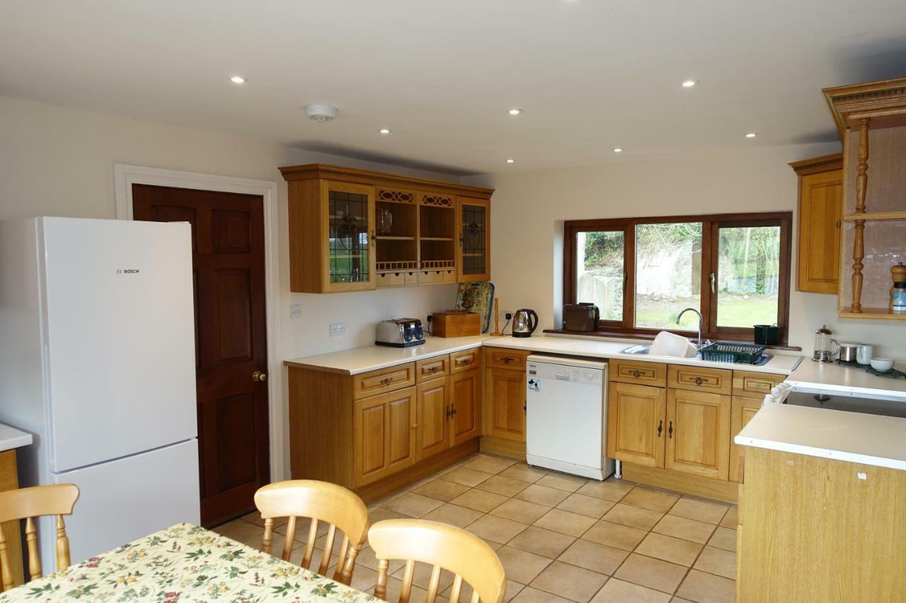 Tyddyn Crwn Country-House Apartments Beaumaris Εξωτερικό φωτογραφία