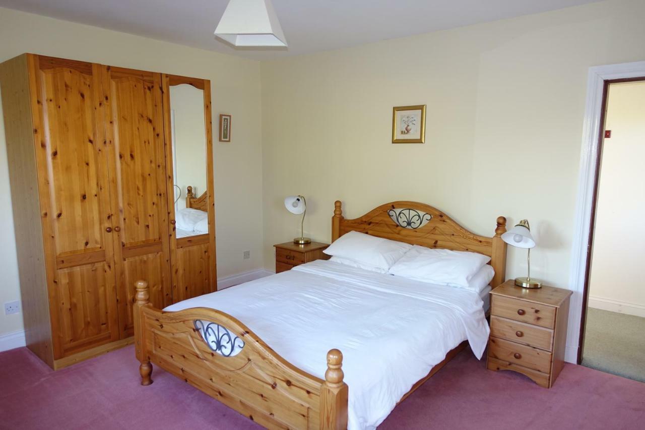 Tyddyn Crwn Country-House Apartments Beaumaris Εξωτερικό φωτογραφία