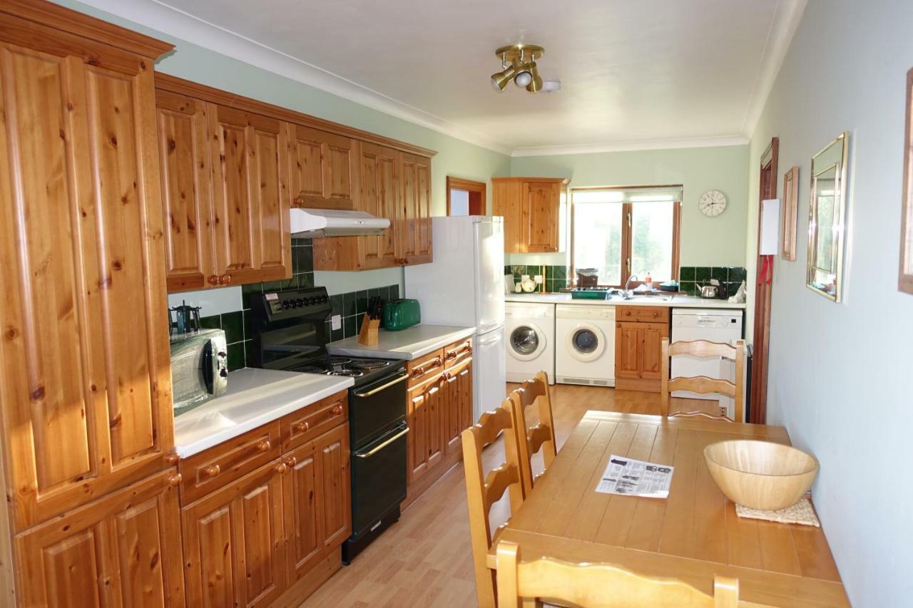 Tyddyn Crwn Country-House Apartments Beaumaris Εξωτερικό φωτογραφία