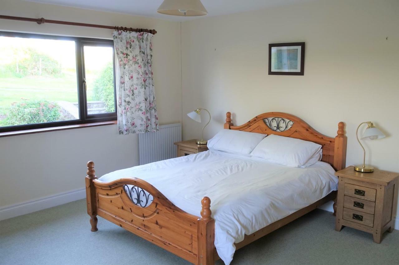 Tyddyn Crwn Country-House Apartments Beaumaris Εξωτερικό φωτογραφία
