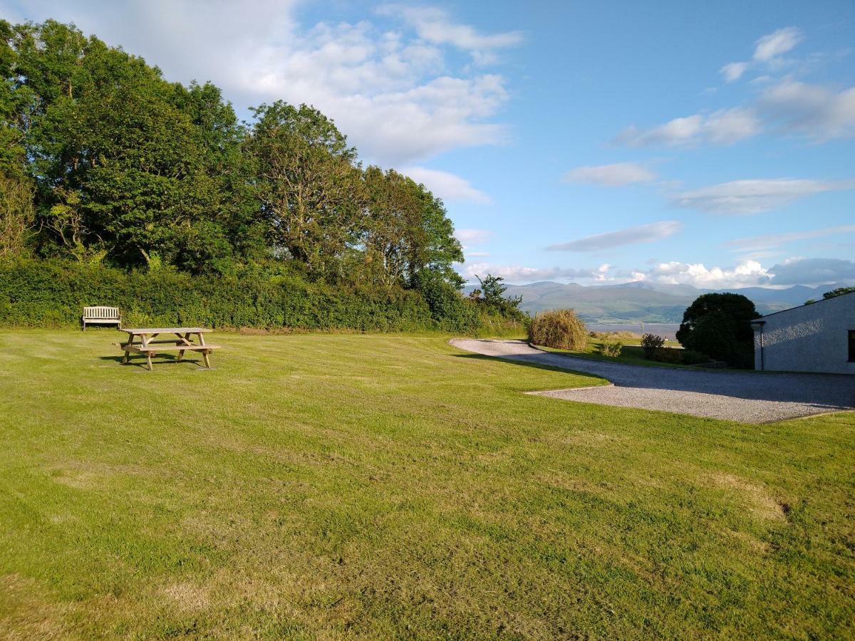 Tyddyn Crwn Country-House Apartments Beaumaris Εξωτερικό φωτογραφία